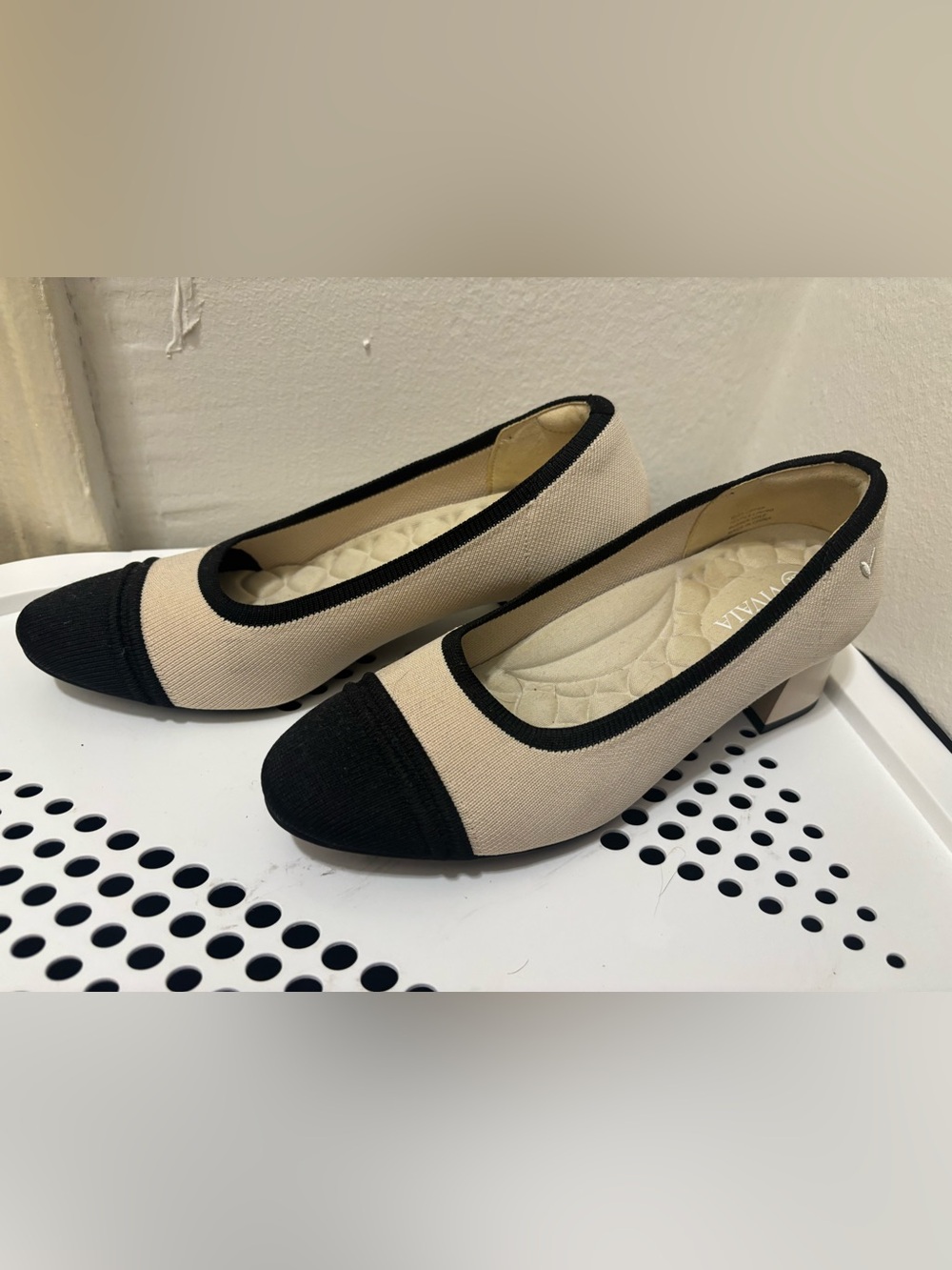 Vivaia- Beige & Black Round Toe Chunky Heels (Julie Pro)